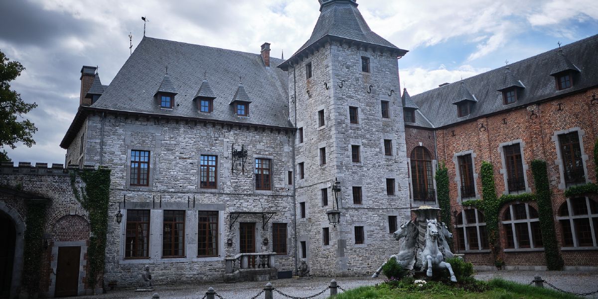 Le château de Bioul